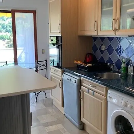 F2, Animaux Admis - 2 Pers. - Fr-1-703-232 * Amélie-les-Bains-Palalda